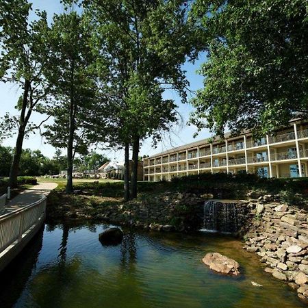 Fourwinds Lakeside Inn & Marina บลูมมิงตัน ภายนอก รูปภาพ